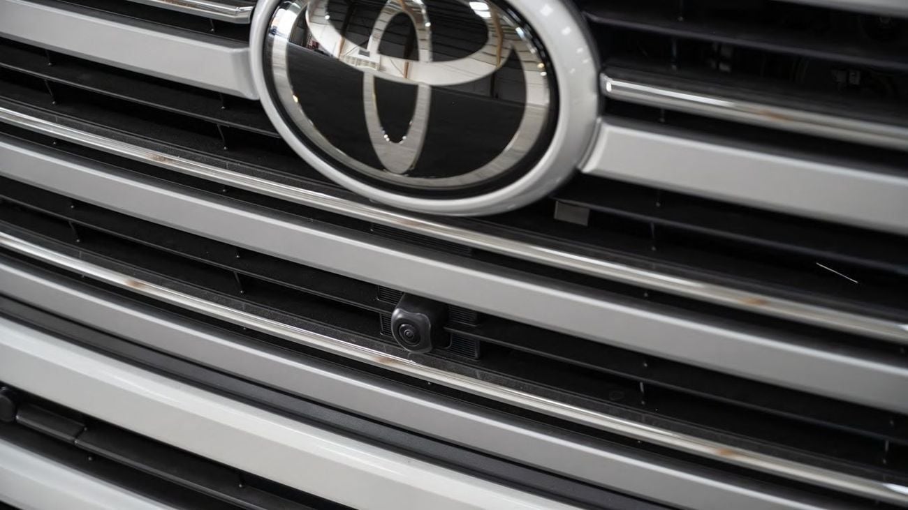 تويوتا لاند كروزر Land Cruiser VXR 3.5L