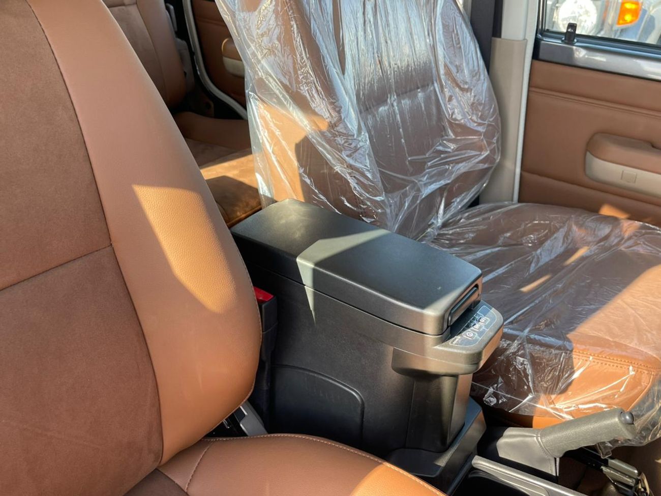 Toyota Land Cruiser Pick Up Std 4.0L Double Cab Utility AWD Toyota LC DC AT PETROL 2025 4.0L Full GREY