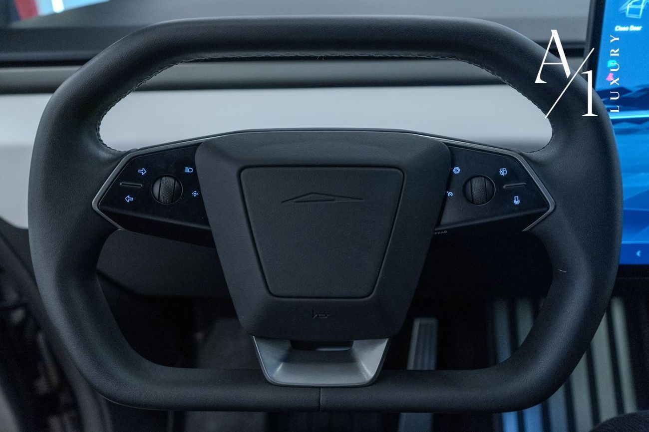 Tesla Cybertruck Foundation Series 2024 Tesla Cybertruck, Warranty, Fully Loaded, Very Low Kms, Clean Title