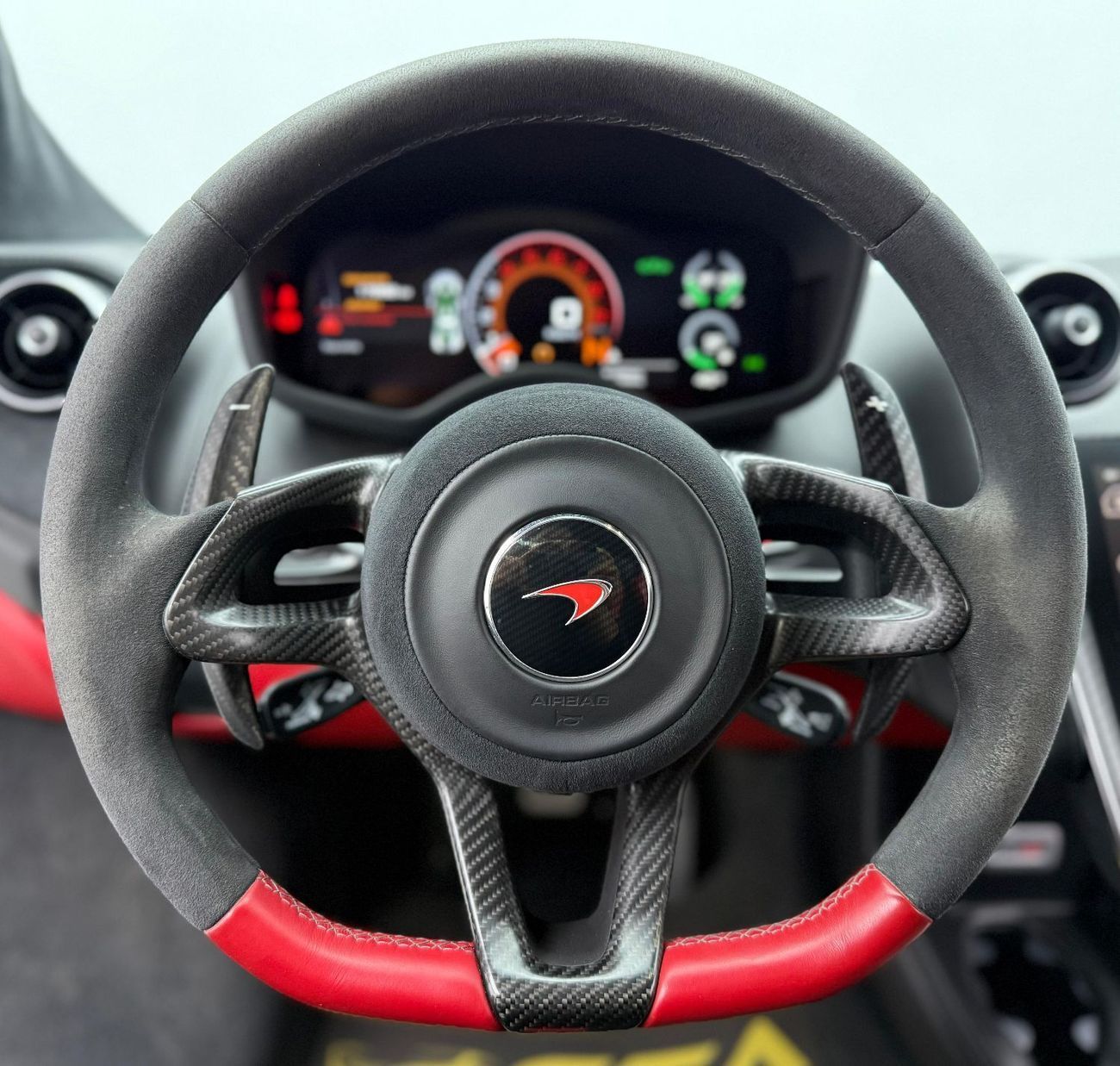 McLaren 570S 2017 Mclaren 570 S, 2025 Mclaren Warranty, Full Mclaren Service History, Very Low Km, GCC