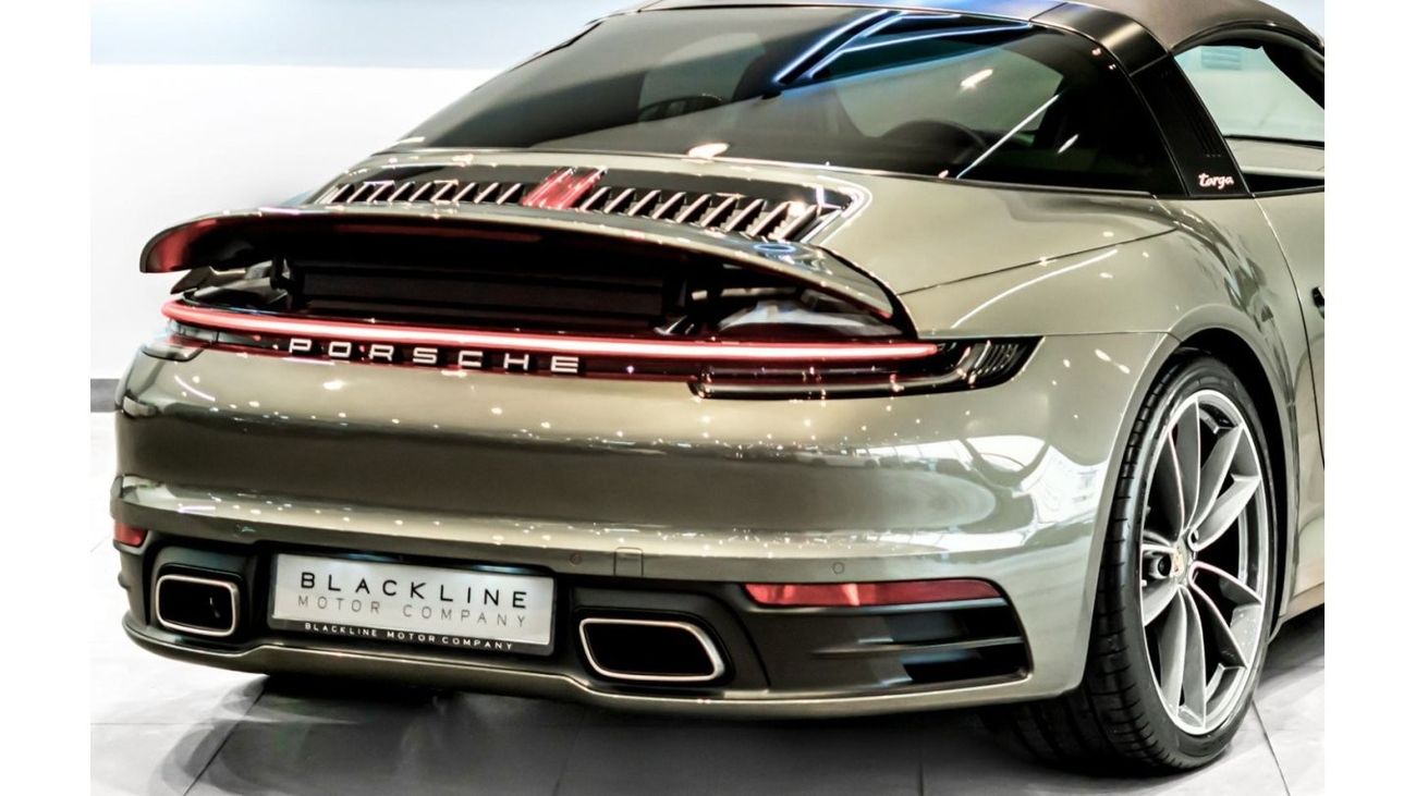 Porsche 911 2022 Porsche Targa 4, Porsche Warranty Valid, Full Service History, Low KMs, GCC