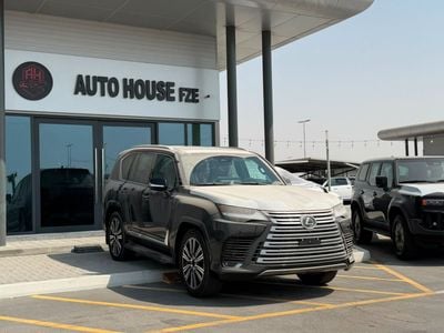 Lexus LX700h SIGNATURE LEXUS LX700 3.5HEV FULL OPTION 2026 GCC WITH AUTO PARK