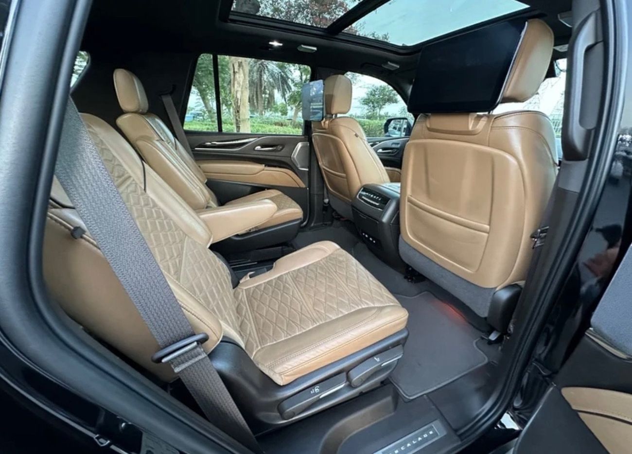 Cadillac Escalade Sport Platinum 6.2L 4WD