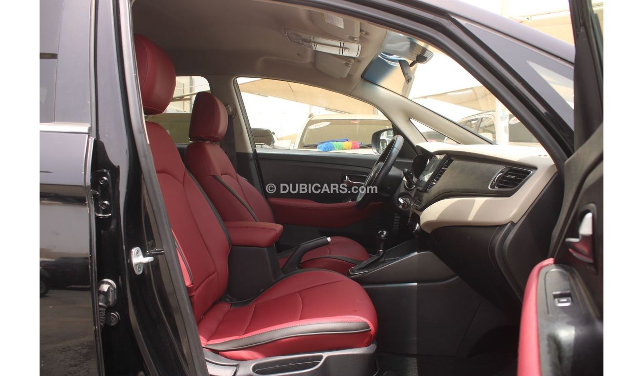 Kia Carens EX KIA CARENS - 2016 - MID OPTION - ENGINE 1600 CC - GCC - PERFECT CONDITION INSIDE OUT