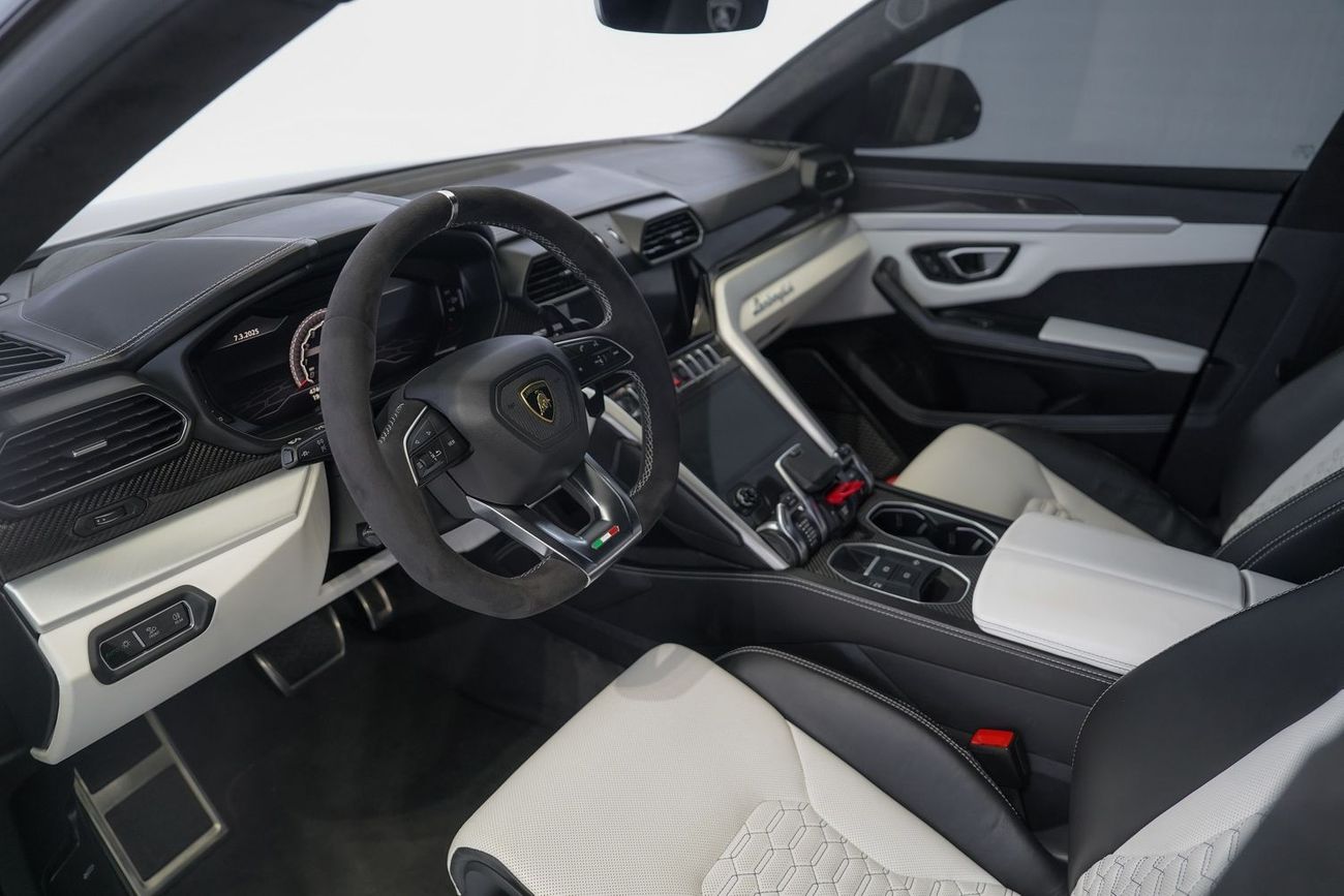 لامبورغيني اوروس STD 4.0T V8