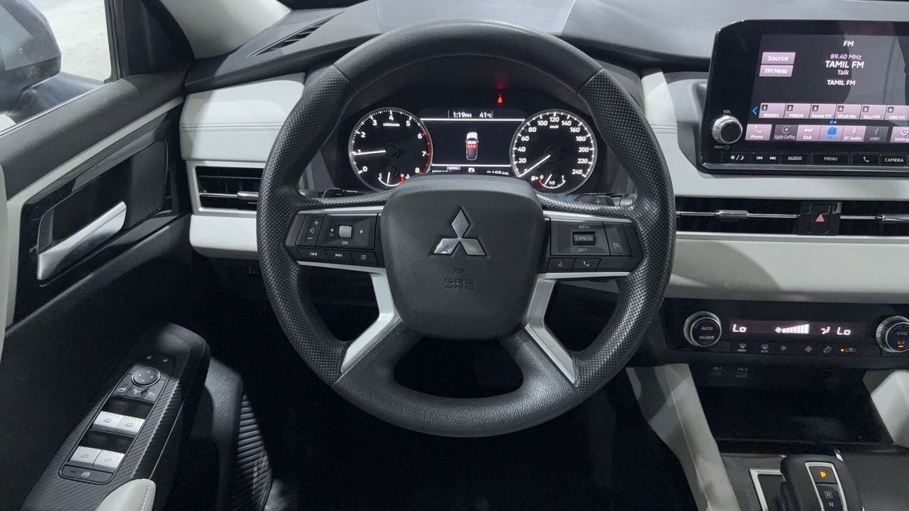 Mitsubishi Outlander GLX MIDLINE 2023 GLX MID LINE | AED 1003/Month | 0 DP | 30 Day Return | Warranty | Service History