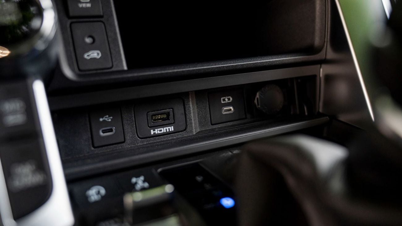 Toyota Land Cruiser VXR 3.5L