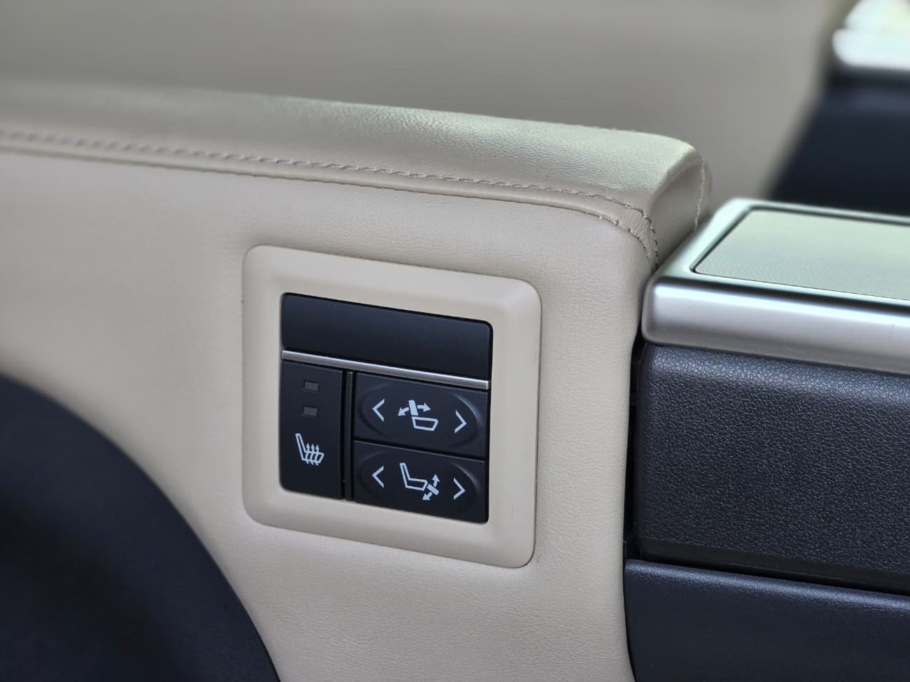 تويوتا جرافينا 3.5L Premium