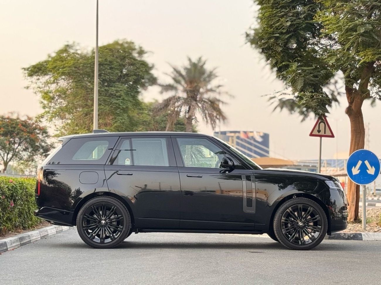 لاند روفر رينج روفر Autobiography P530 4.4L