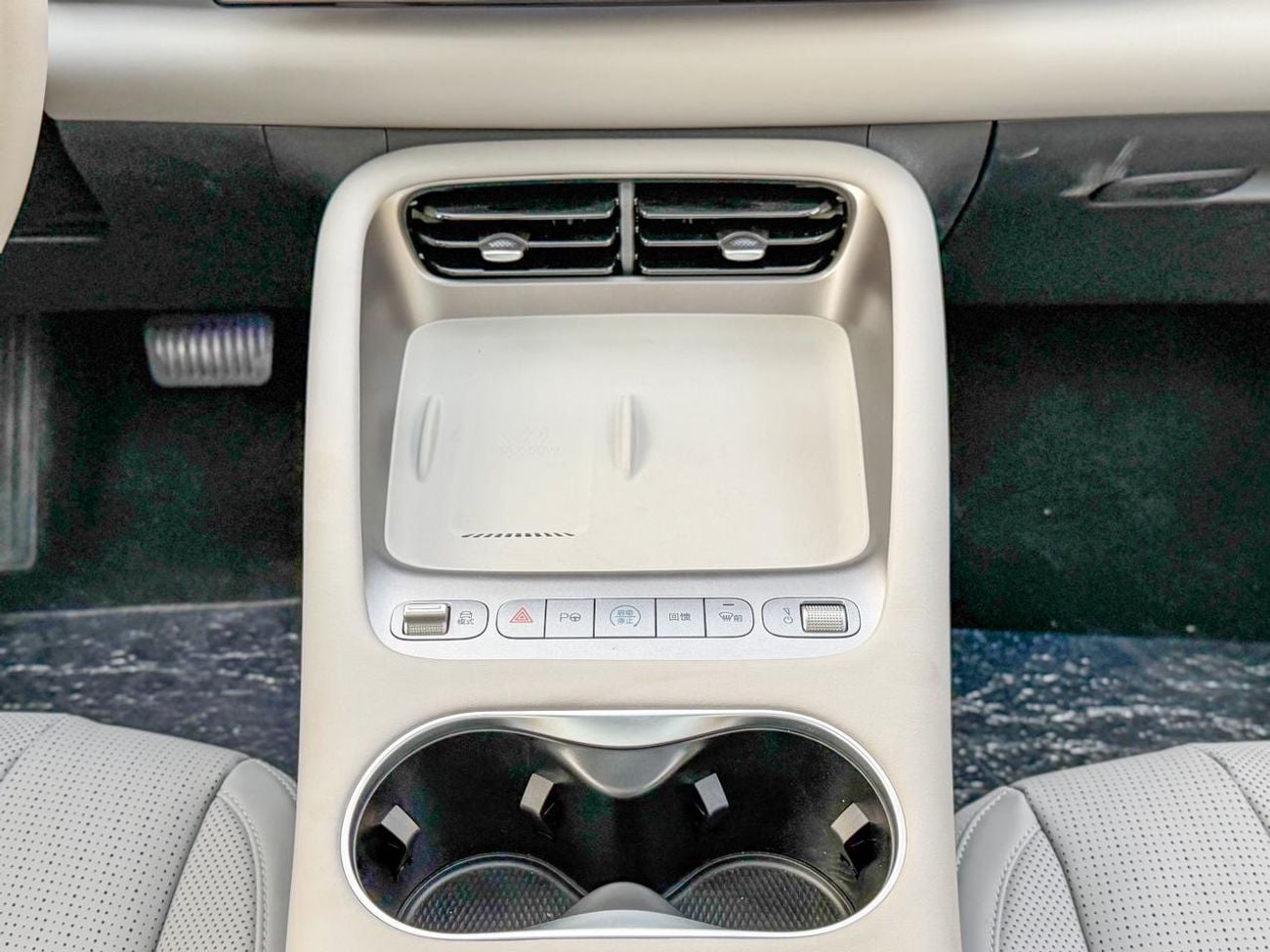 BYD Sealion 06 STD  (NON GCC) 2025 NEW BYD Sealion 06 EV | 78.72 kWh | Range (605 Km) | 245 Hp | Warranty & Service