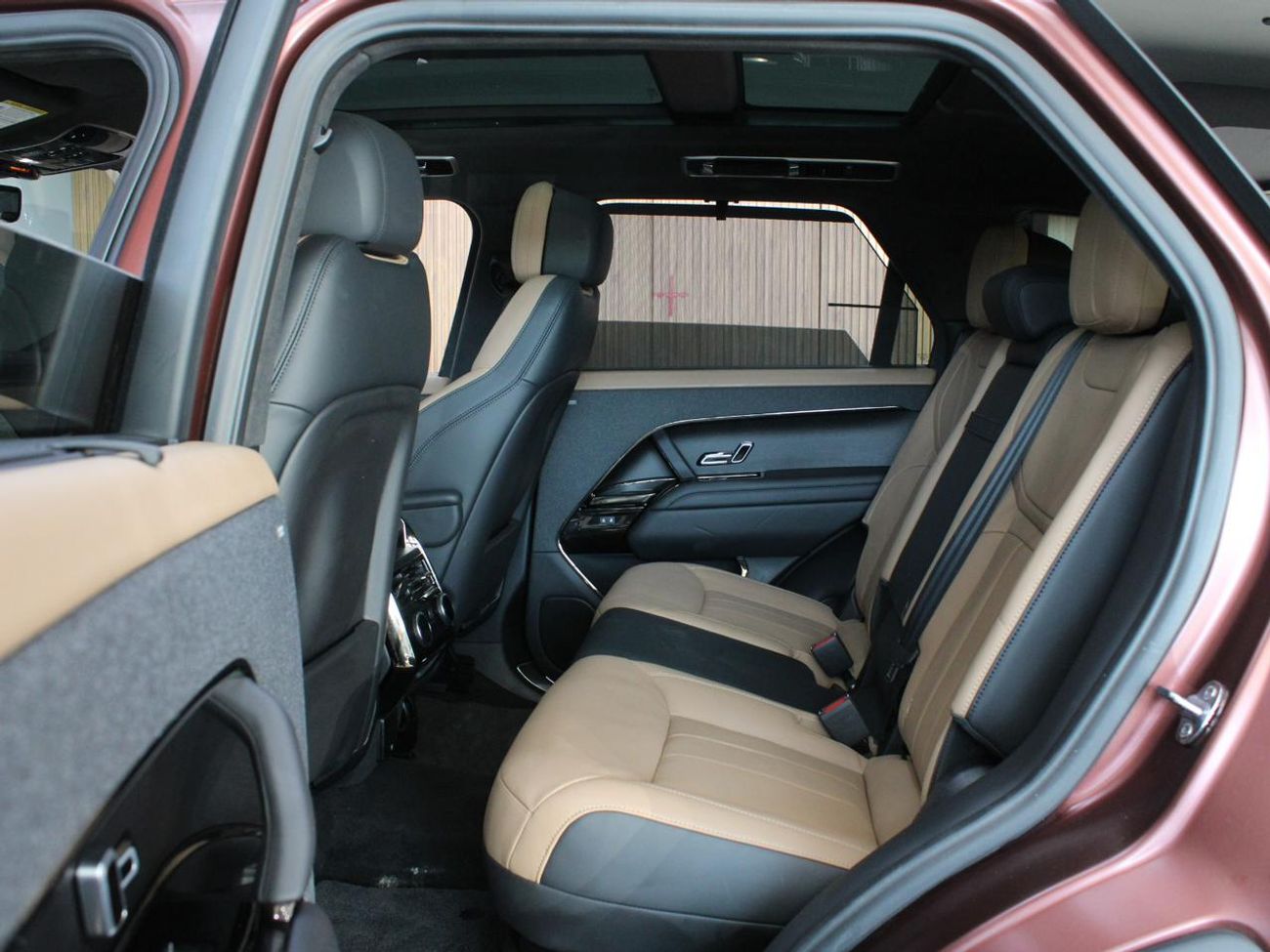 لاند روفر رينج روفر سبورت SE P550e 3.0L