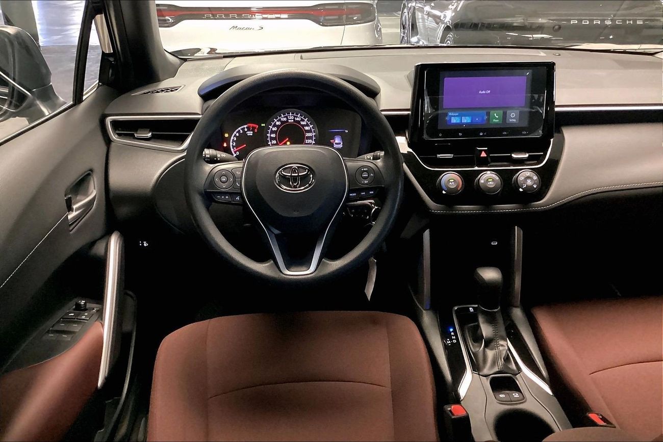 تويوتا كورولا كروس XL | National Day | Start 2026 with the ideal drive | شامل الضمان | 0 ﺪﻔﻋﺓ ﺃﻮﻟﻯ