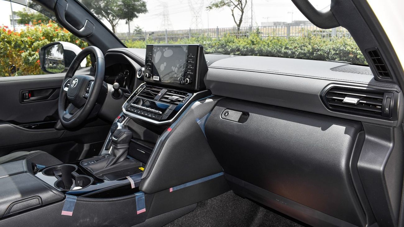 تويوتا لاند كروزر ECT0074 - Toyota Land Cruiser 300 GXR - 4.0L Petrol - White/Black