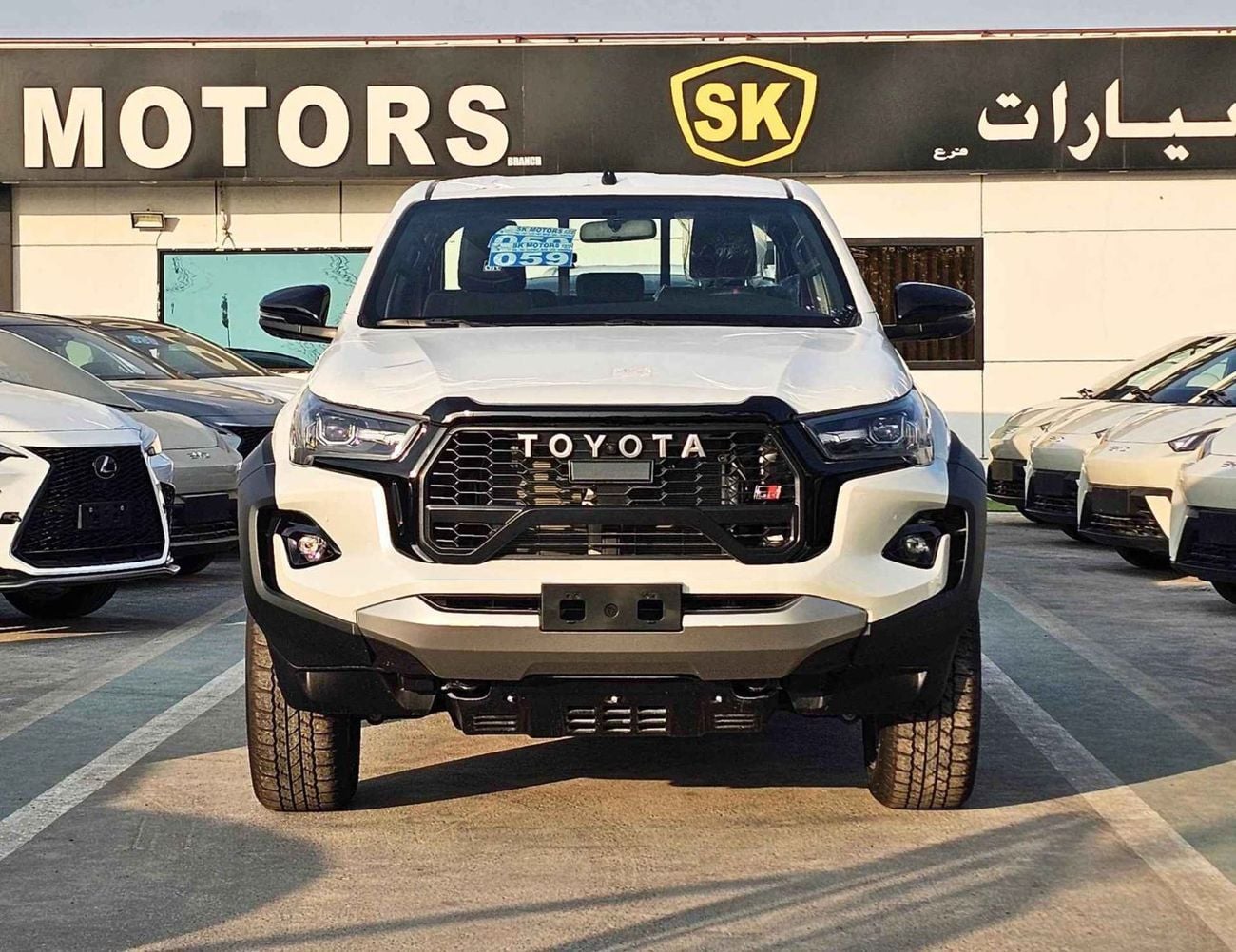 Toyota Hilux GR SPORT | 4.0L V6 PETROL | BLIND SPOT | OVER FNDER+WIDE BODY | 360 САМ | DIFF LOCK | CODE # H4GRY