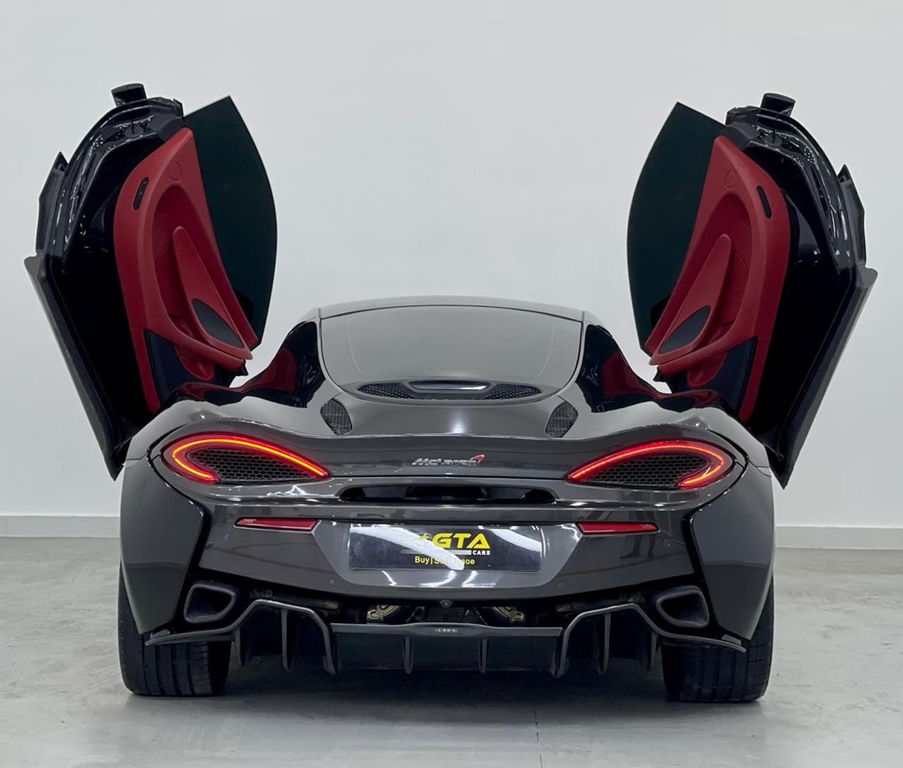 McLaren 570GT 2017 McLaren 570GT, Warranty, Full Service History, Low KMs, GCC