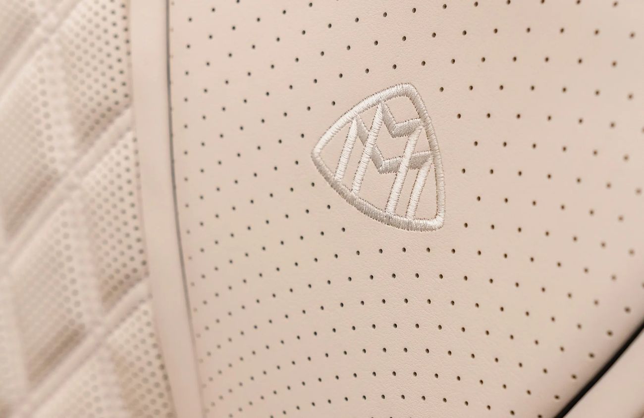 Mercedes-Benz S 650 Cabriolet 6.0L V12 Bi-Turbo Engine