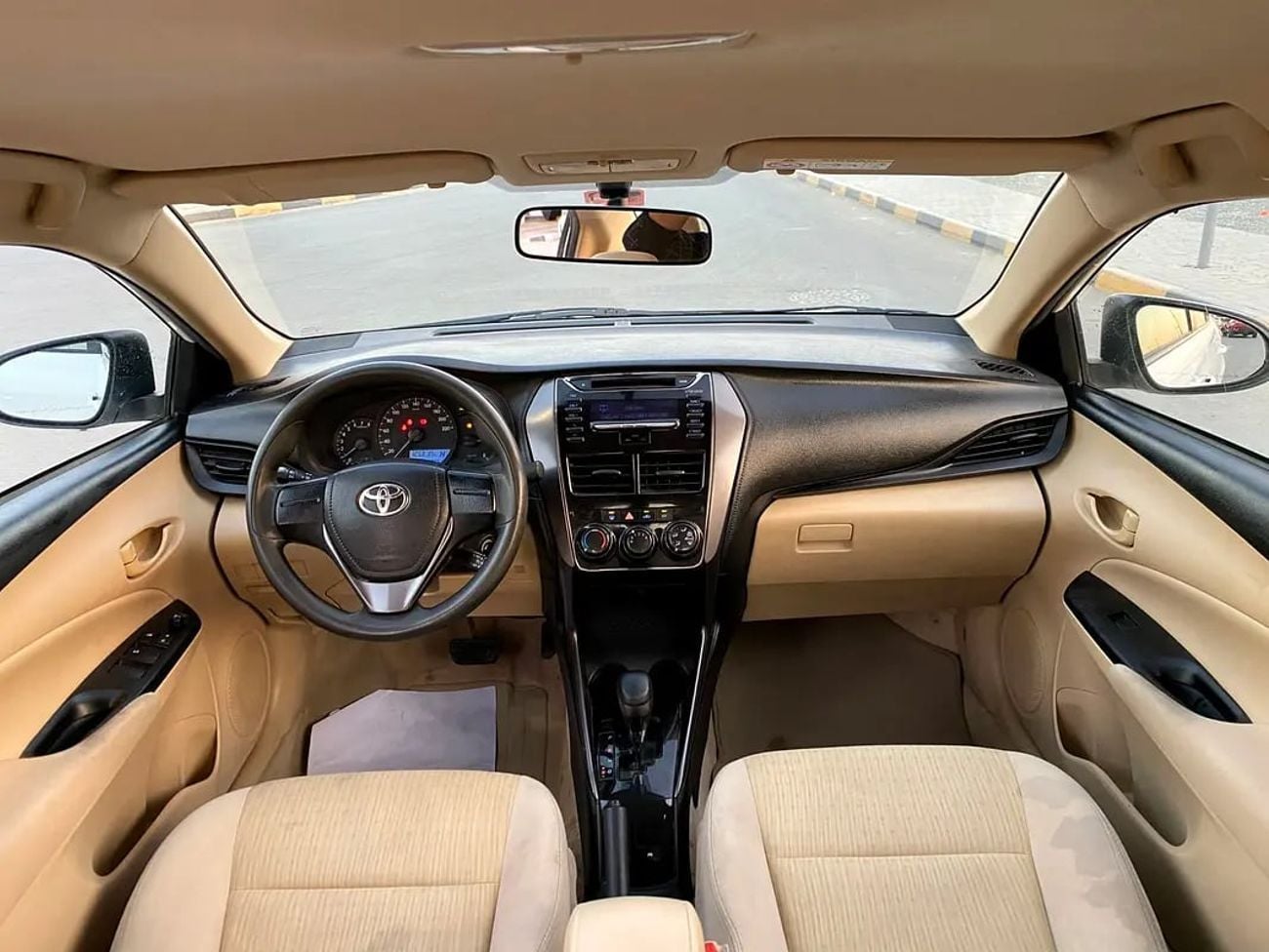 تويوتا يارس Mid 1.3L Sedan تويوتا يارس خليجية | – GCC —