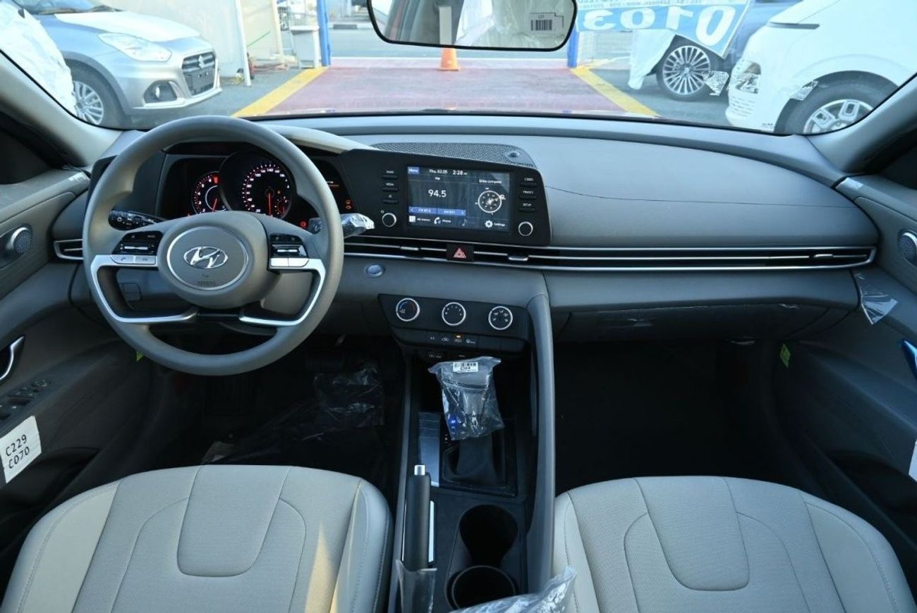 هيونداي إلانترا Hyundai Elantra 1.6L Petrol, Model 2023, Color Red