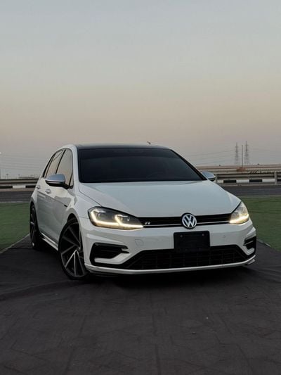 Volkswagen Golf R Base 2.0T
