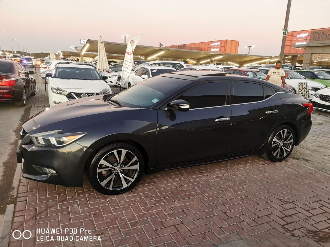 Nissan Maxima SV 3.5L Luxury and top condition