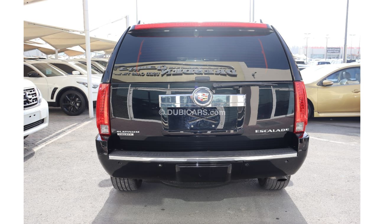 كاديلاك إسكالاد بلاتينوم | Cadillac Escalade Platinum | 2014 | GCC |