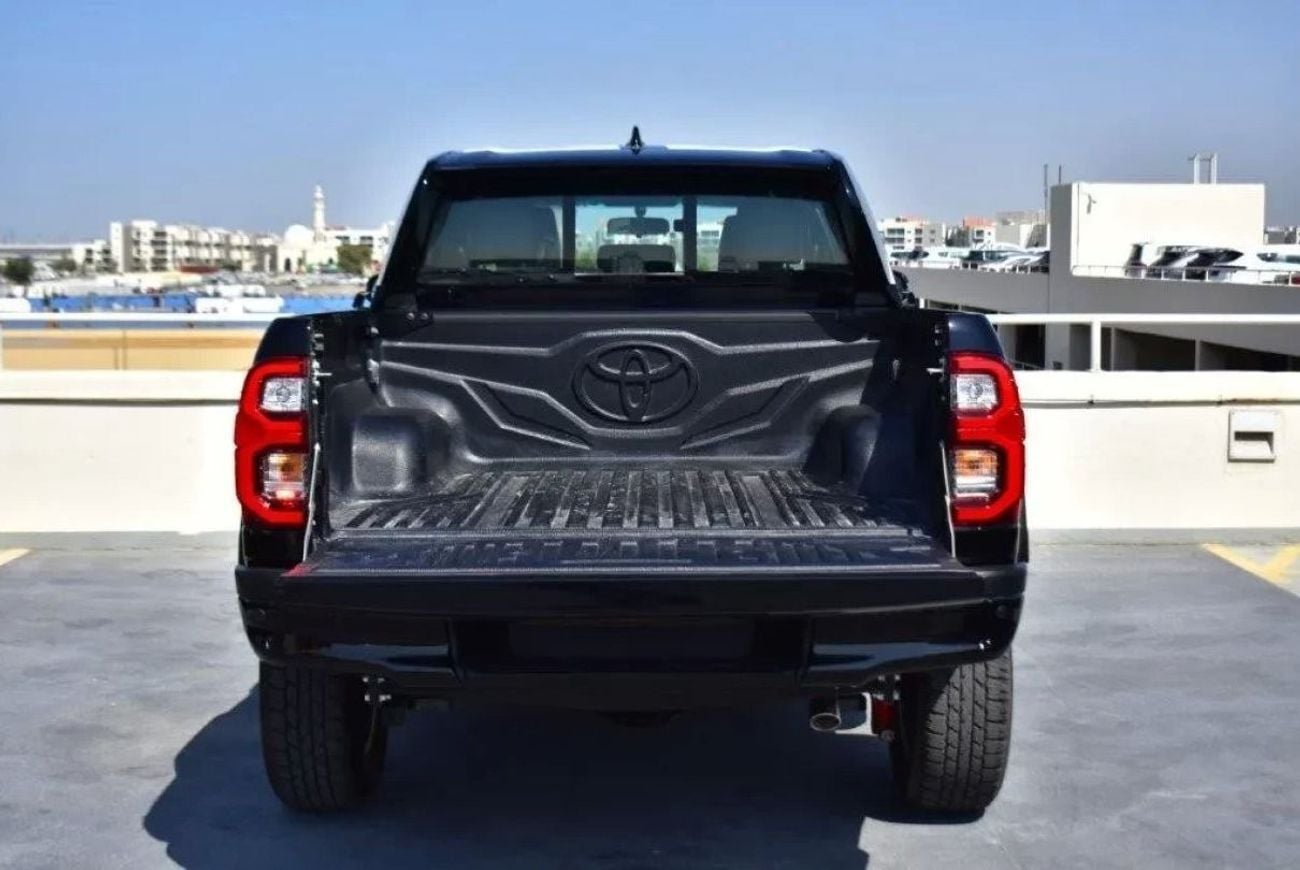 تويوتا هيلوكس GR Sport 2.8L