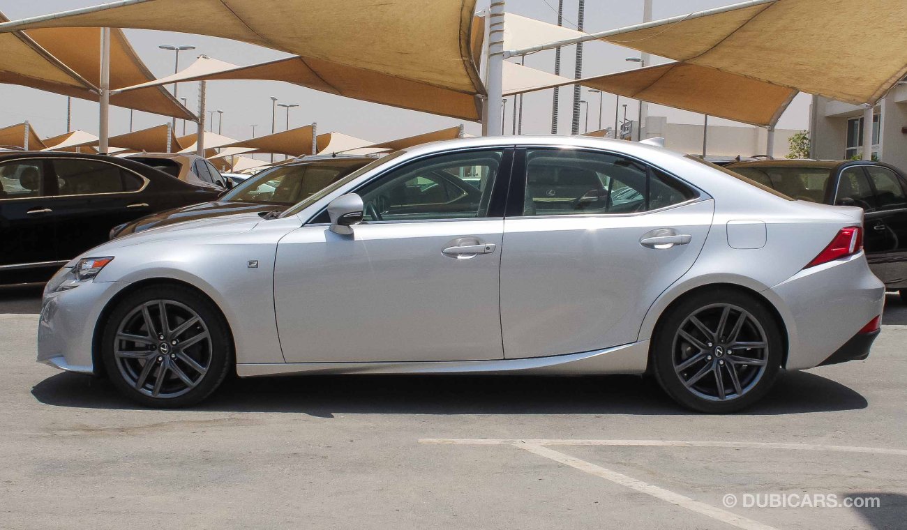 Lexus IS350 F Sport، One year free comprehensive warranty in all brands.