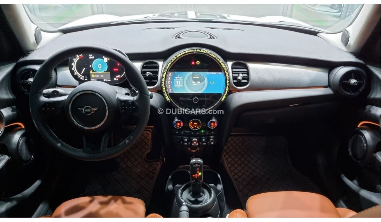 Mini Cooper S MINI COOPER S 2023 ONLY 7K KM IN MINT CONDITION FOR 109K AED INCLUDING 1 YEAR WARRANTY