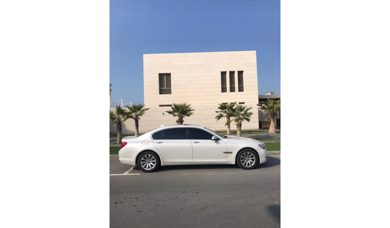 بي أم دبليو 750 BMW 750LI GCC 965X48 , 0% DOWN PAYMENT , FULL PTION