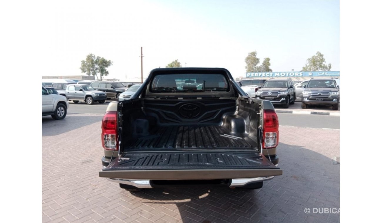 تويوتا هيلوكس TOYOTA HILUX PICK UP RIGHT HAND DRIVE (PM1577)