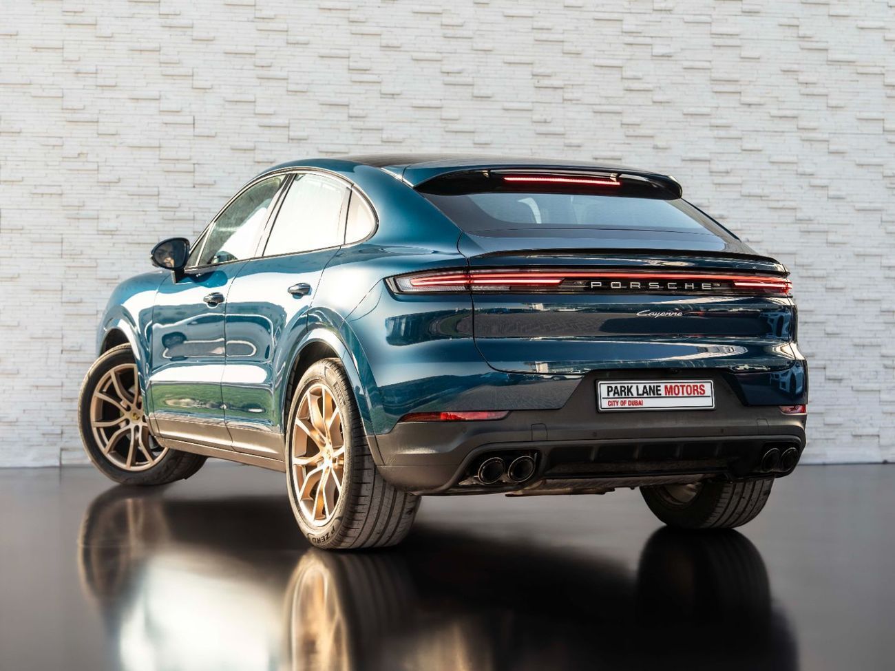 Porsche Cayenne Base Coupe