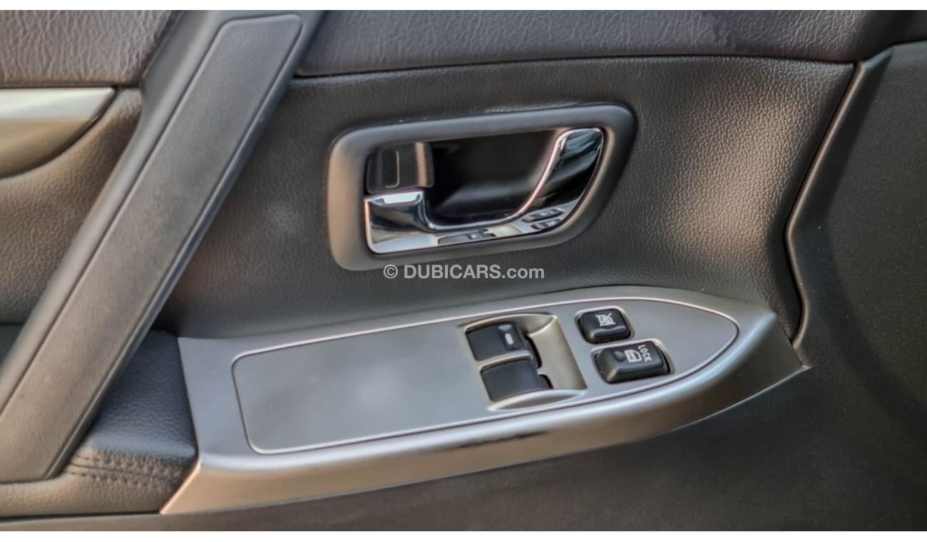 Mitsubishi Pajero SWB 2016 | Full Service History | GCC