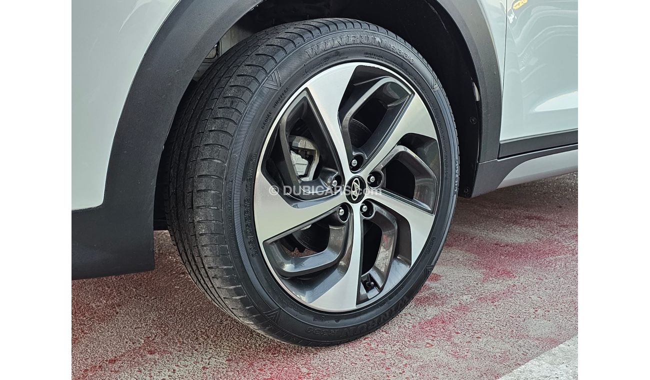 Hyundai Tucson 1.6 GDI / NO:1 / PANORAMIC /  (LOT # 64376)