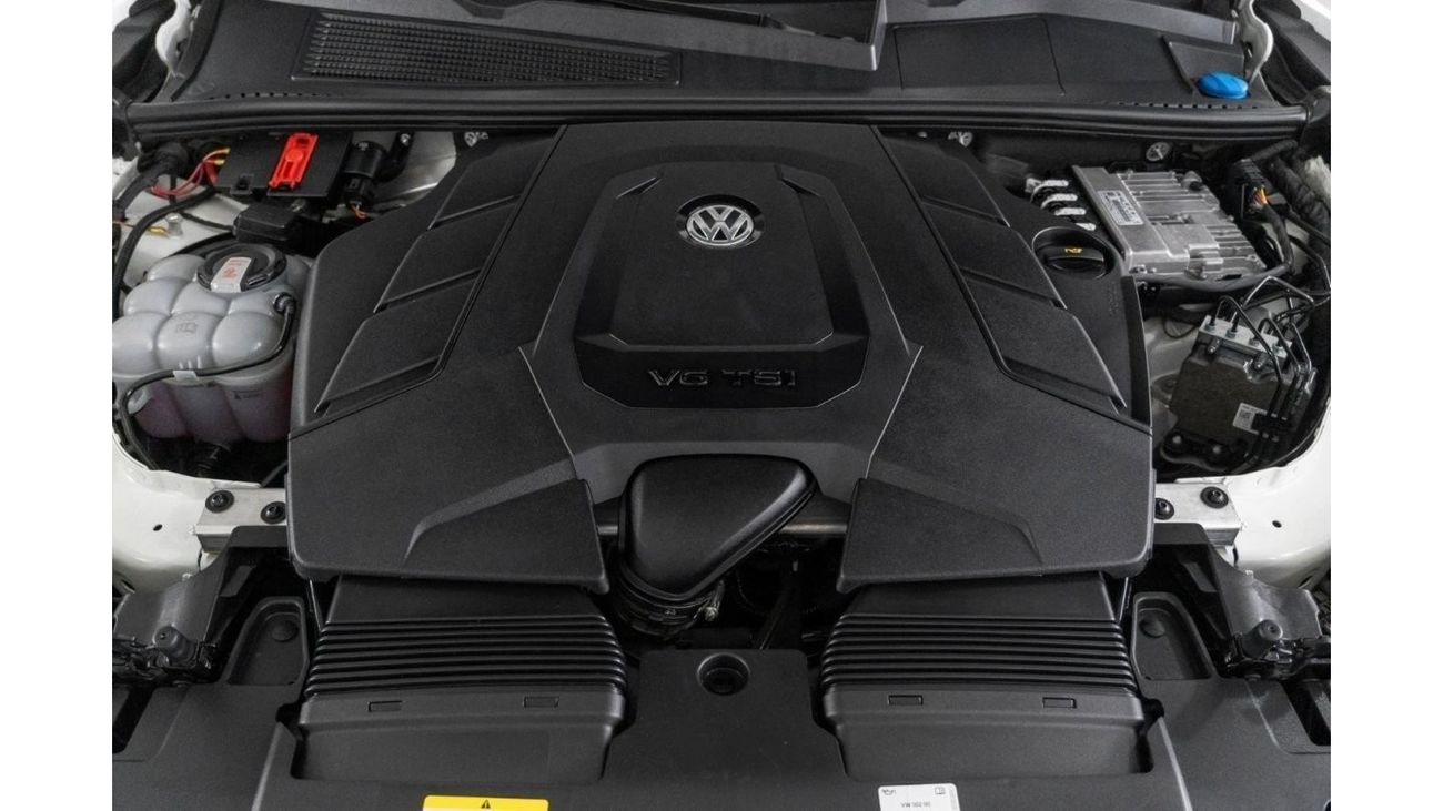 Volkswagen Touareg 2021 Volkswagen Touareg Atmosphere / Full Volkswagen Service History & Volkswagen Warranty