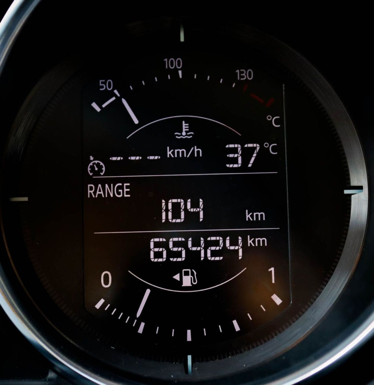 Mazda CX5 Std 2.5L Mazda CX-5 2022 2.5 L GCC, accident-free, in excellent condition, 1388 P.M