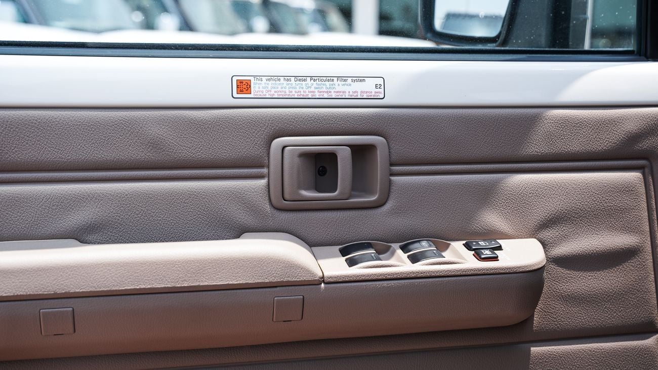 تويوتا لاند كروزر بيك أب 70 LC79 DC 4.5 V8 DIESEL 2024