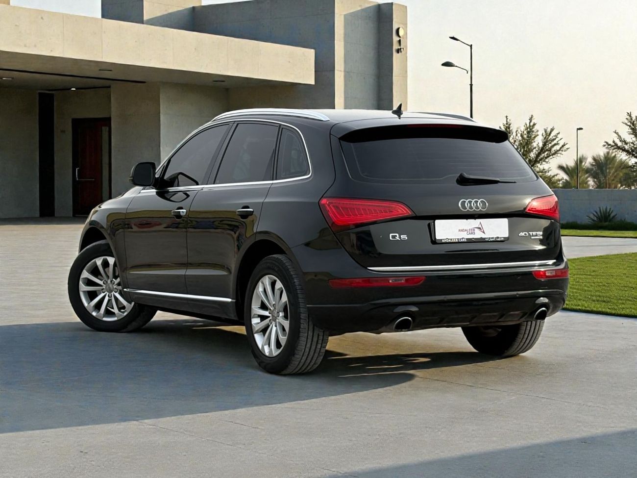 أودي Q5 TFSI 40 QUATTRO A/T | 2017 | GCC SPECS | AED 1,980 per month