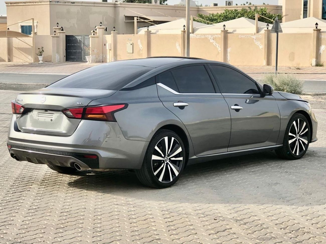 Nissan Altima Altima 2020 GCC  SL(Full Options,)Sunroof  Top Specs
