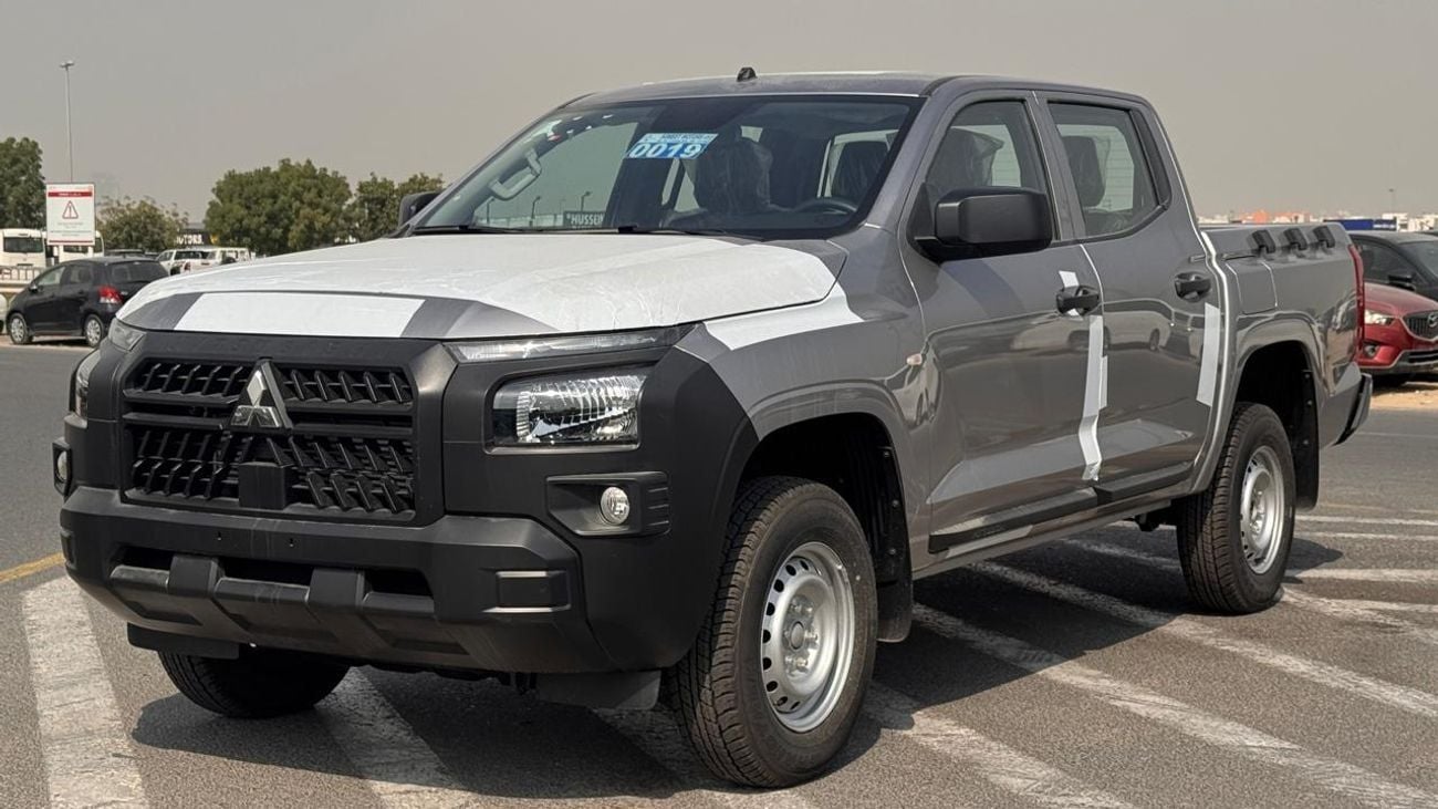 ميتسوبيشي L200 2.4 L DIESEL DOUBL CABIN 4X4 5MT MID -LINE