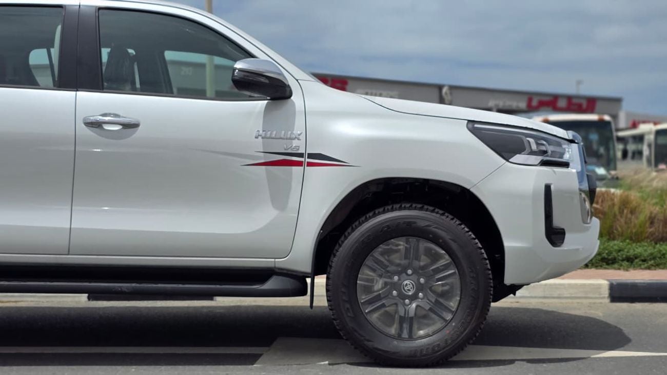 تويوتا هيلوكس BASE DC TRD 4.0L 4WD