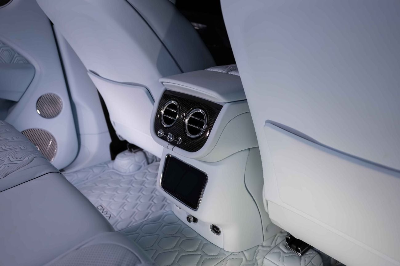 بنتلي بينتايجا S |  LIMITED OFFER  | ONYX CONCEPT | 1 OF 5 | LIMITED-EDITION | 3-YEAR WARRANTY AND SERVICE