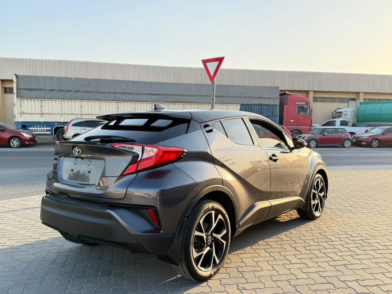 Toyota CHR 2021 LIMITED NIGHT EDITION 2.0 AWD FULL OPTION USA SPEC