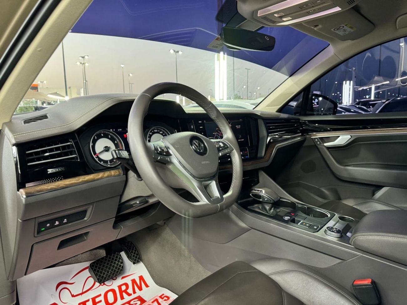 Volkswagen Touareg SE Volkswagen touareg Model 2018 GCC SPECS ORIGINAL paint no accident