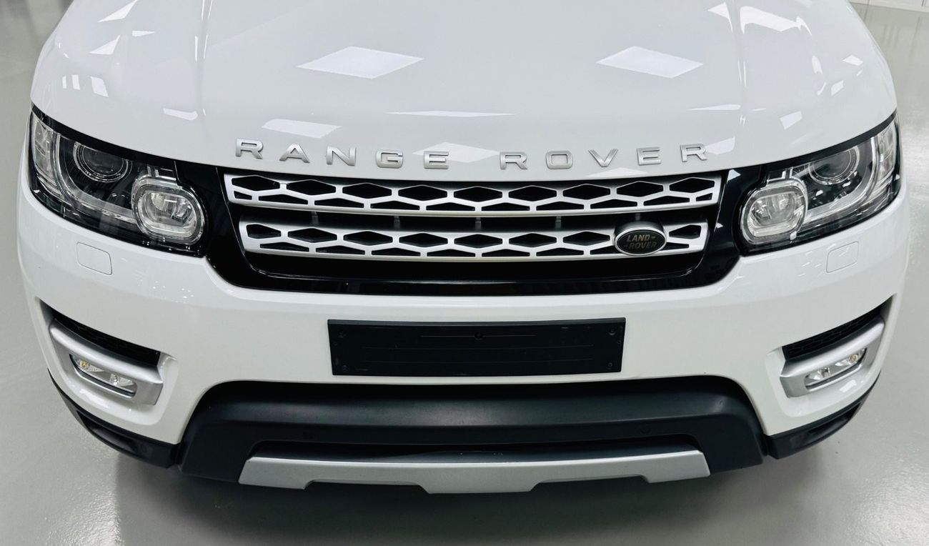 Land Rover Range Rover Sport Original paint .. GCC .. FSH .. V6 .. Perfect Condition