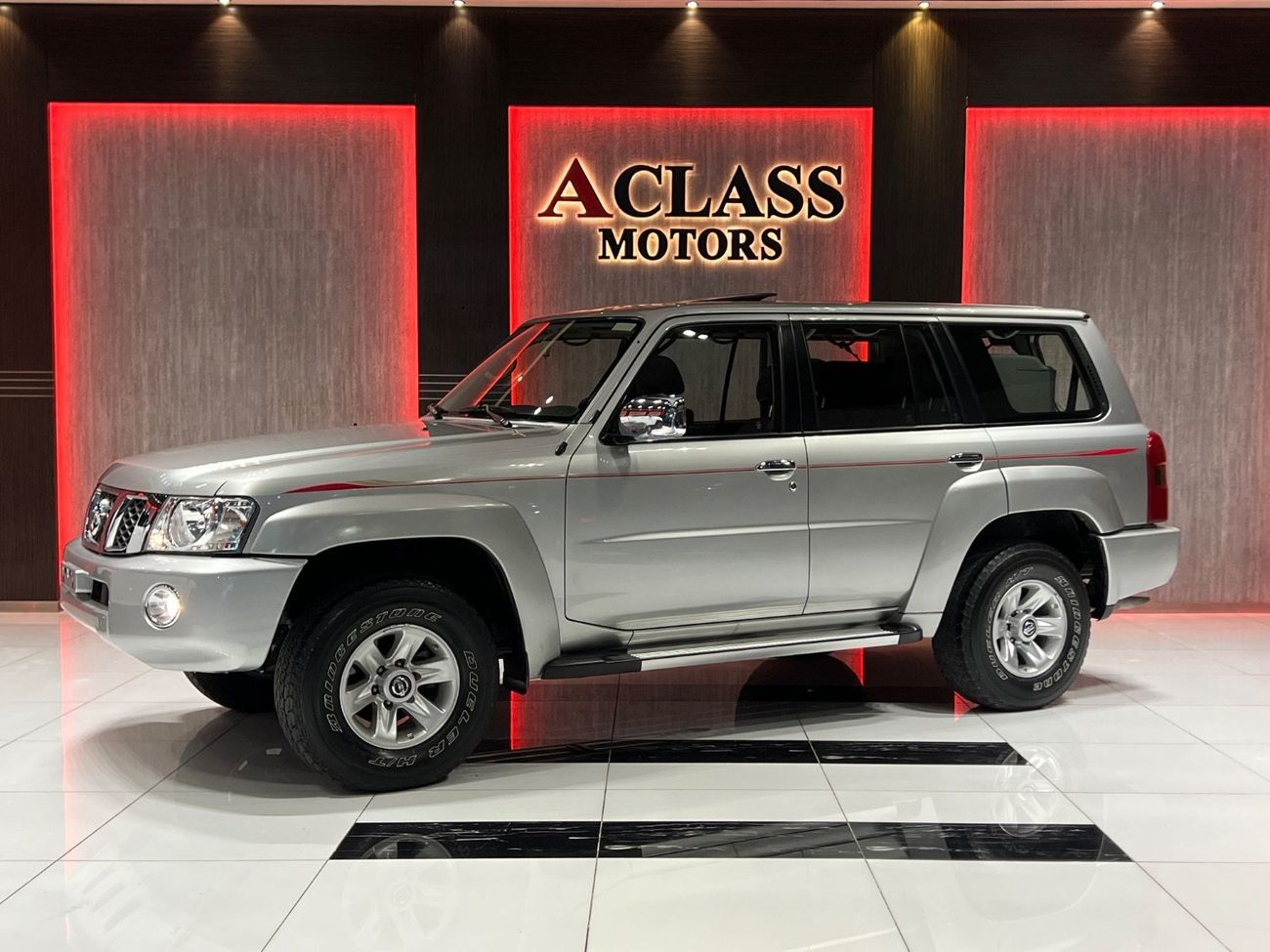 نيسان باترول سفاري Safari 4.8L A/T