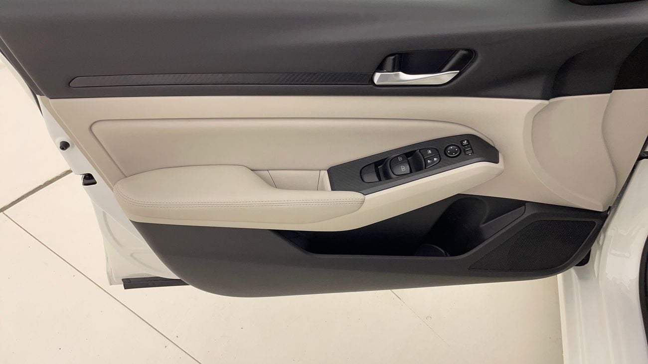 نيسان ألتيما SV 2.5 | بدون دفعة مقدمة | اختبار القيادة في المنزل