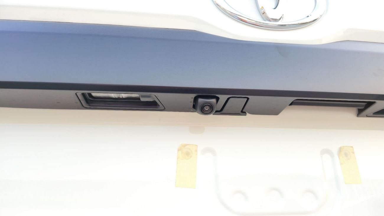 Toyota Hiace TOYOTA HIACE CARGO 3.5L AT MODEL YEAR 2026 COLOR WHITE