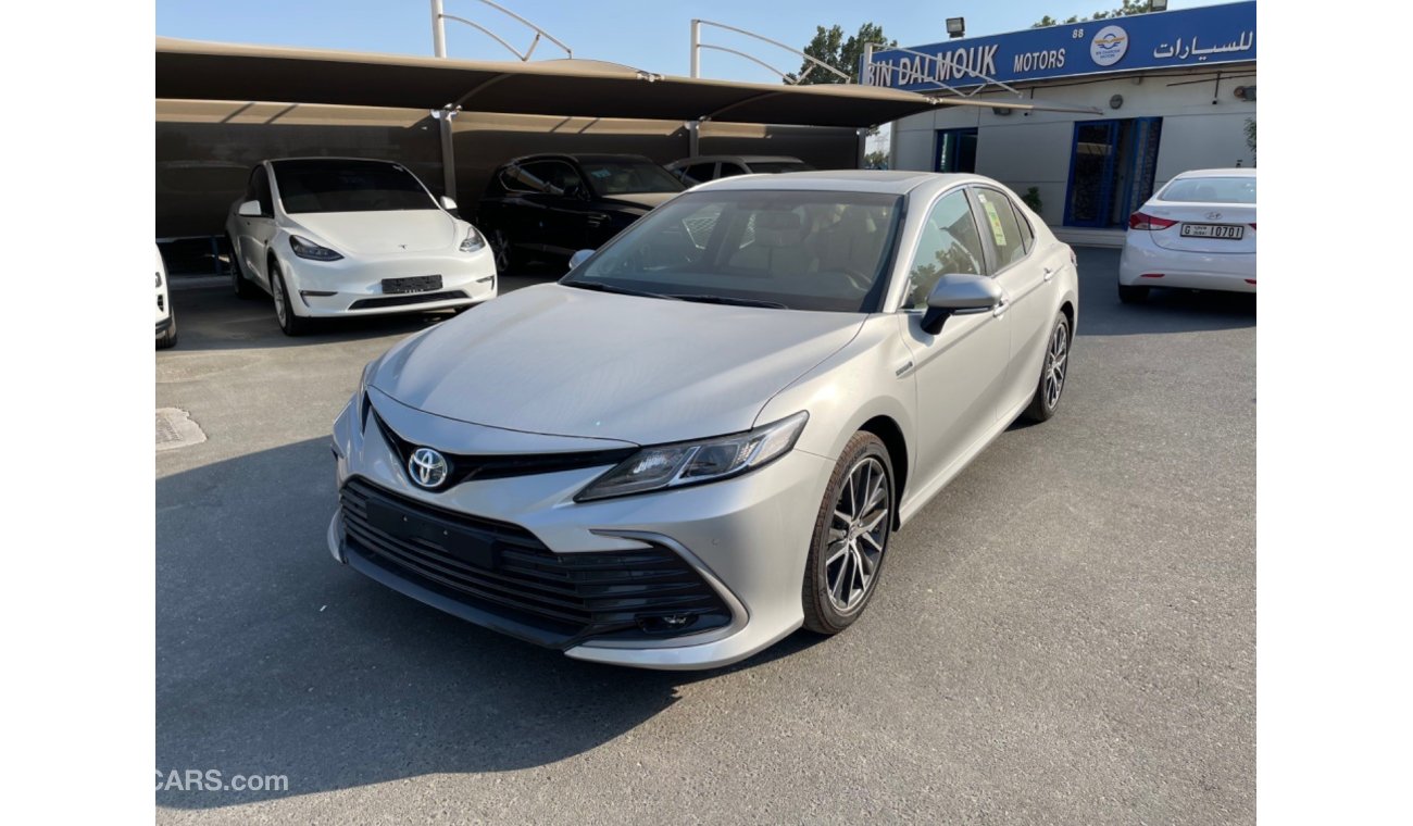 Toyota Camry 2.5 ltr Hybrid