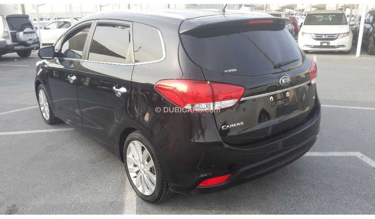 Kia Carens