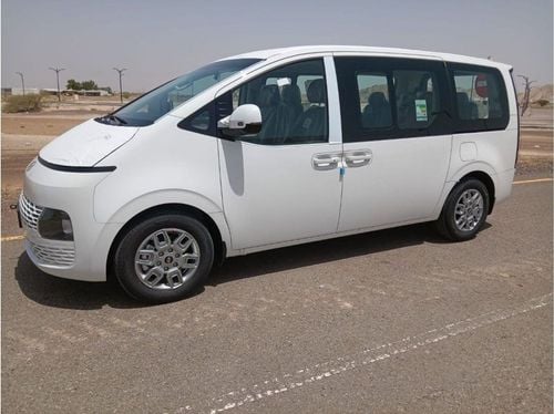 Hyundai Staria COMFORT Hyundai Staria 3.5L DSL 11 STR MT